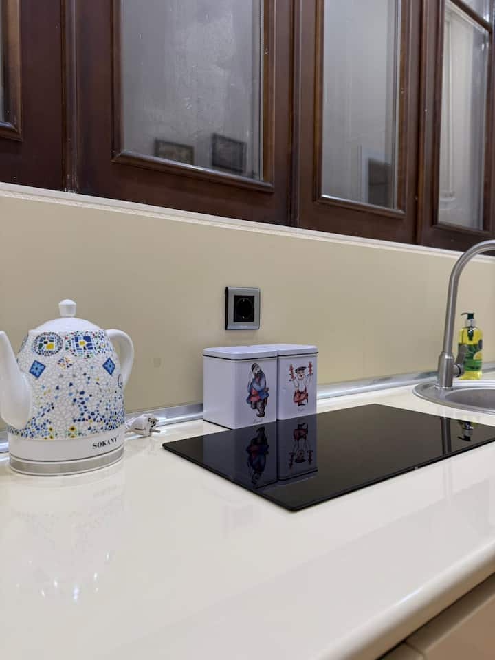 Maiden View Residence 2 Br | Spacious | Old City - Baku