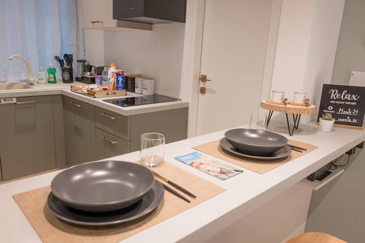 [Monte 21 - San Giusto] Design Studio In Centro - Trieste