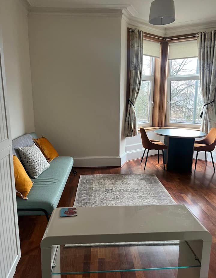 Gourock Getaway - Helensburgh