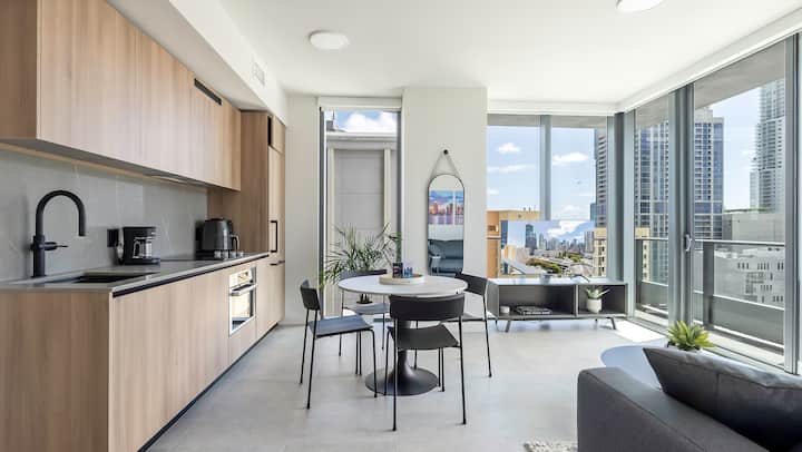 Stunning 2br Downtown Miami – Pool, Gym, City View - Miami