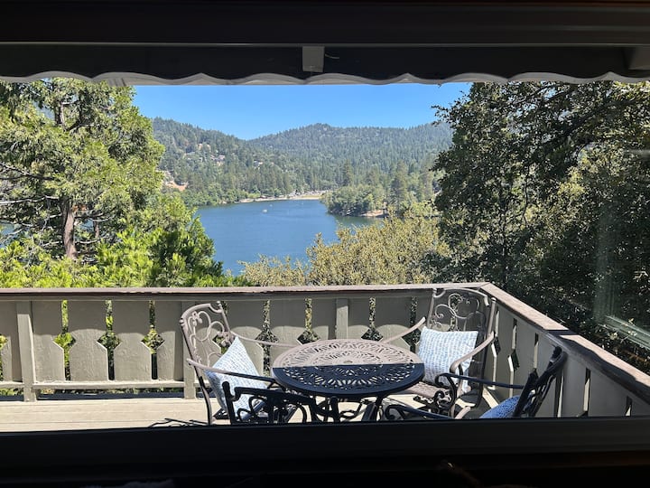 Stunning Lake View! Walk To Town From Cozy Cabin - San Bernardino, CA