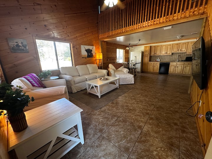 Close To The Beach Serenity - Ormond Beach, FL