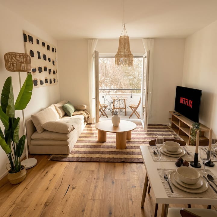 Cozy Apt & Balcony | Near Zurich Airport - Opfikon