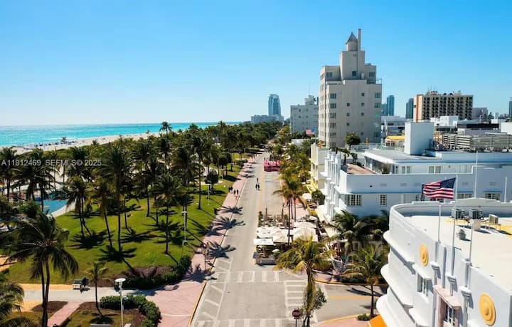 South Beach Hideaway Free Parking _ 39 - Miami Beach