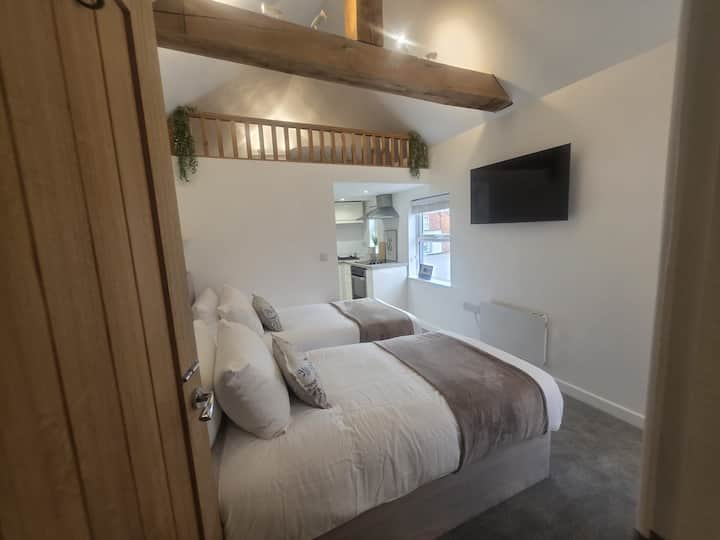 The Loft Studio - Sleeps 3 - Near Longleat - Warminster