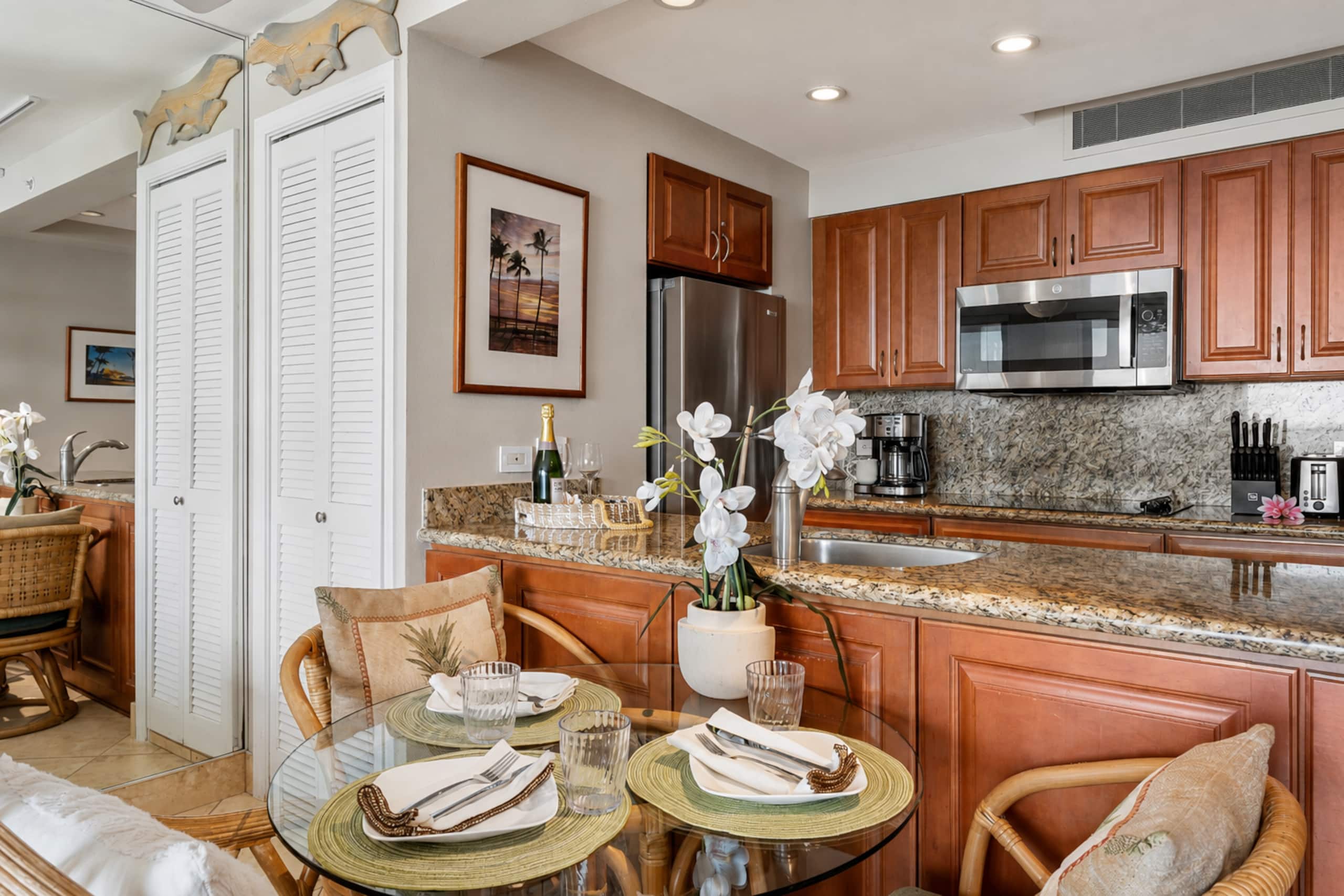 Condo in Lahaina · ★4.8 · 1 bedroom · 2 beds · 1 bath - Image 13
