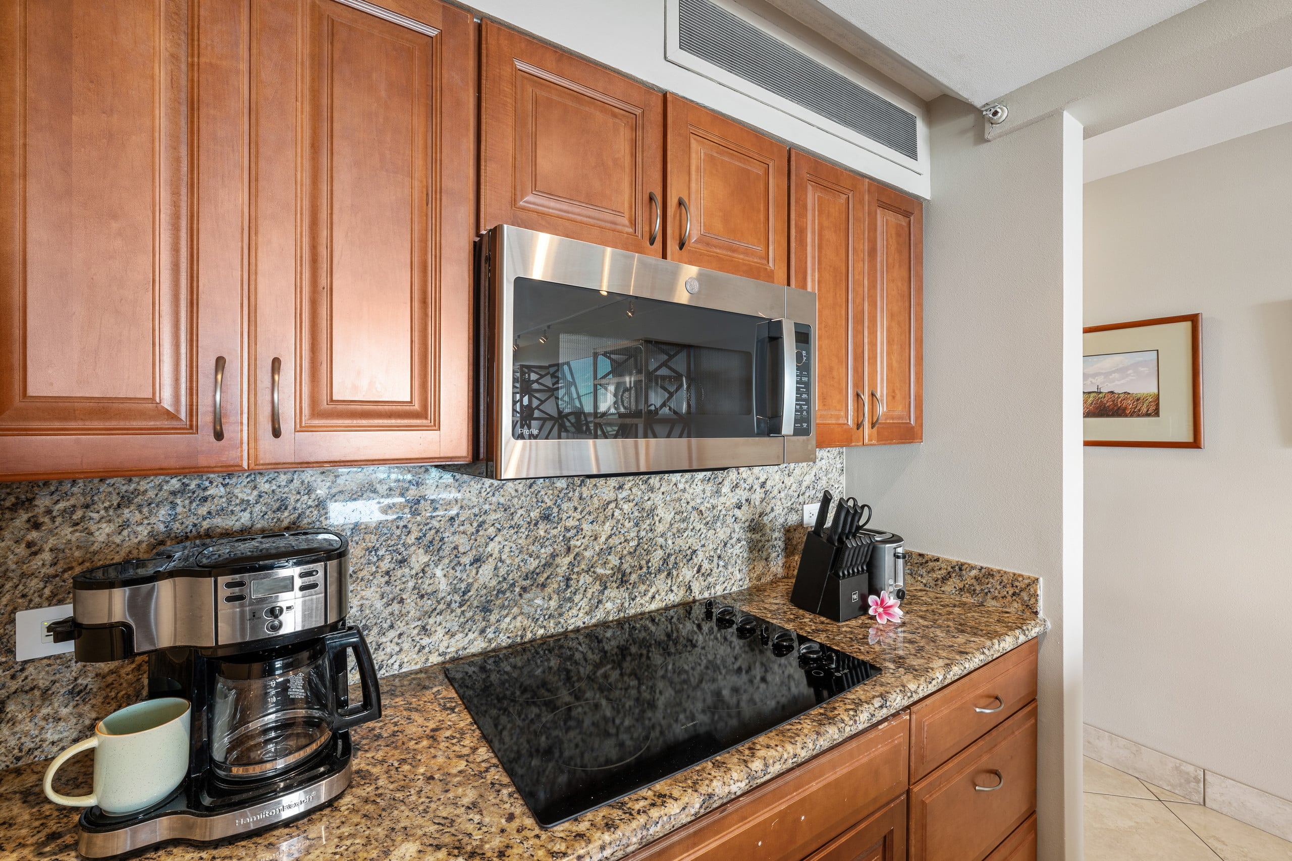 Condo in Lahaina · ★4.8 · 1 bedroom · 2 beds · 1 bath - Image 17