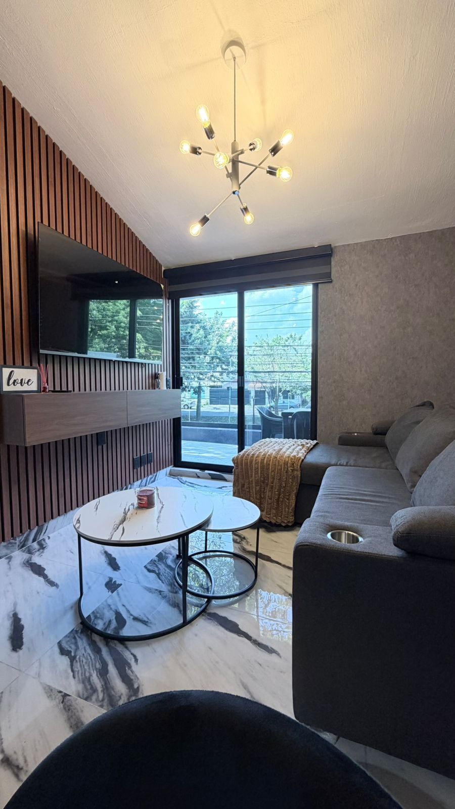 Top performing Airbnb: Apartment for 4 people, 2 blocks from shopping malls in Zapopan