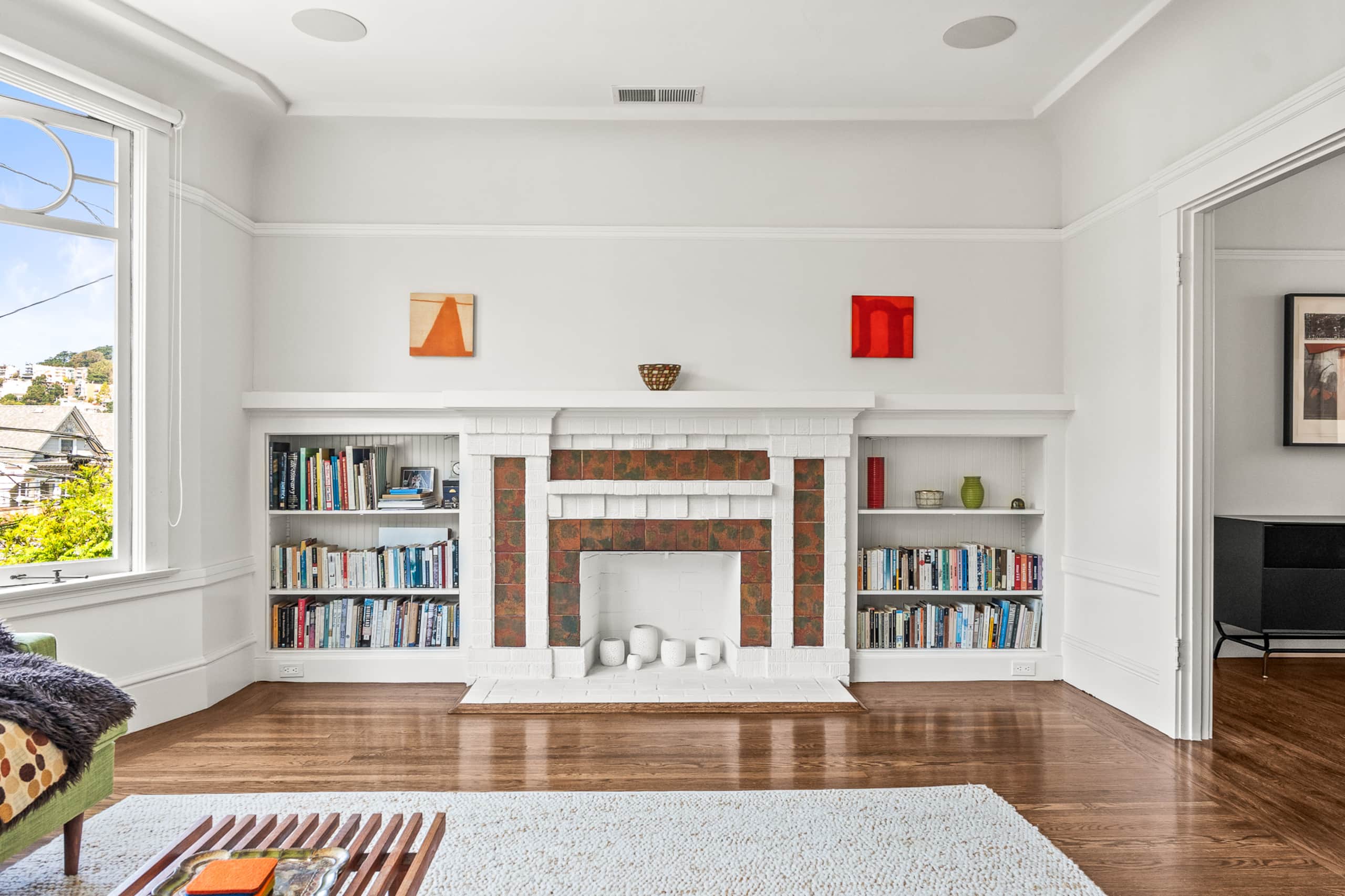 Condo in San Francisco · ★5.0 · 2 bedrooms · 2 beds · 1.5 baths - Image 5