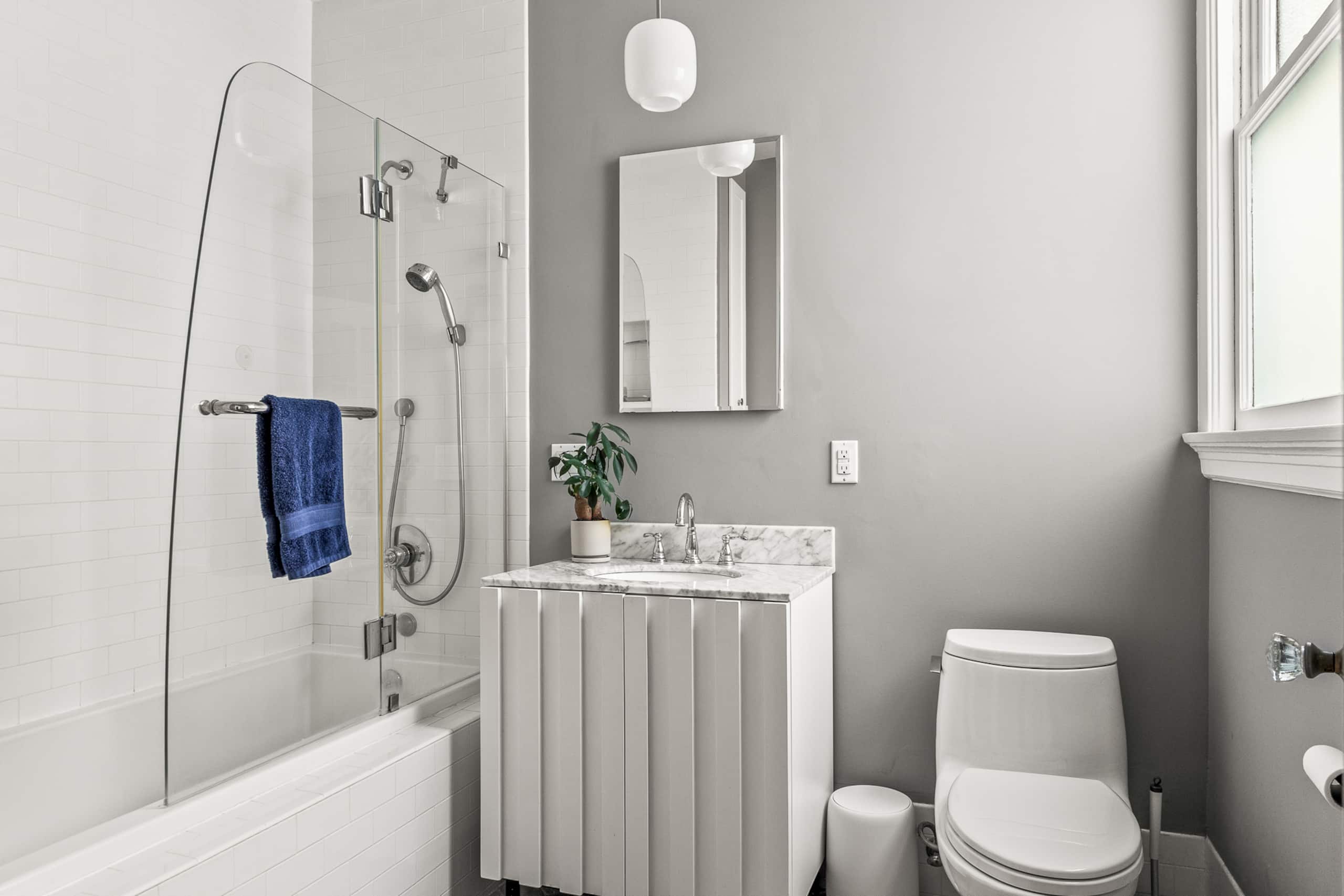 Condo in San Francisco · ★5.0 · 2 bedrooms · 2 beds · 1.5 baths - Image 17