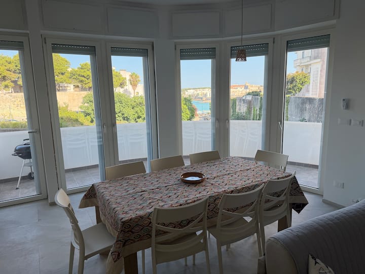 Apartment With Balconies Near The Beach - Otranto