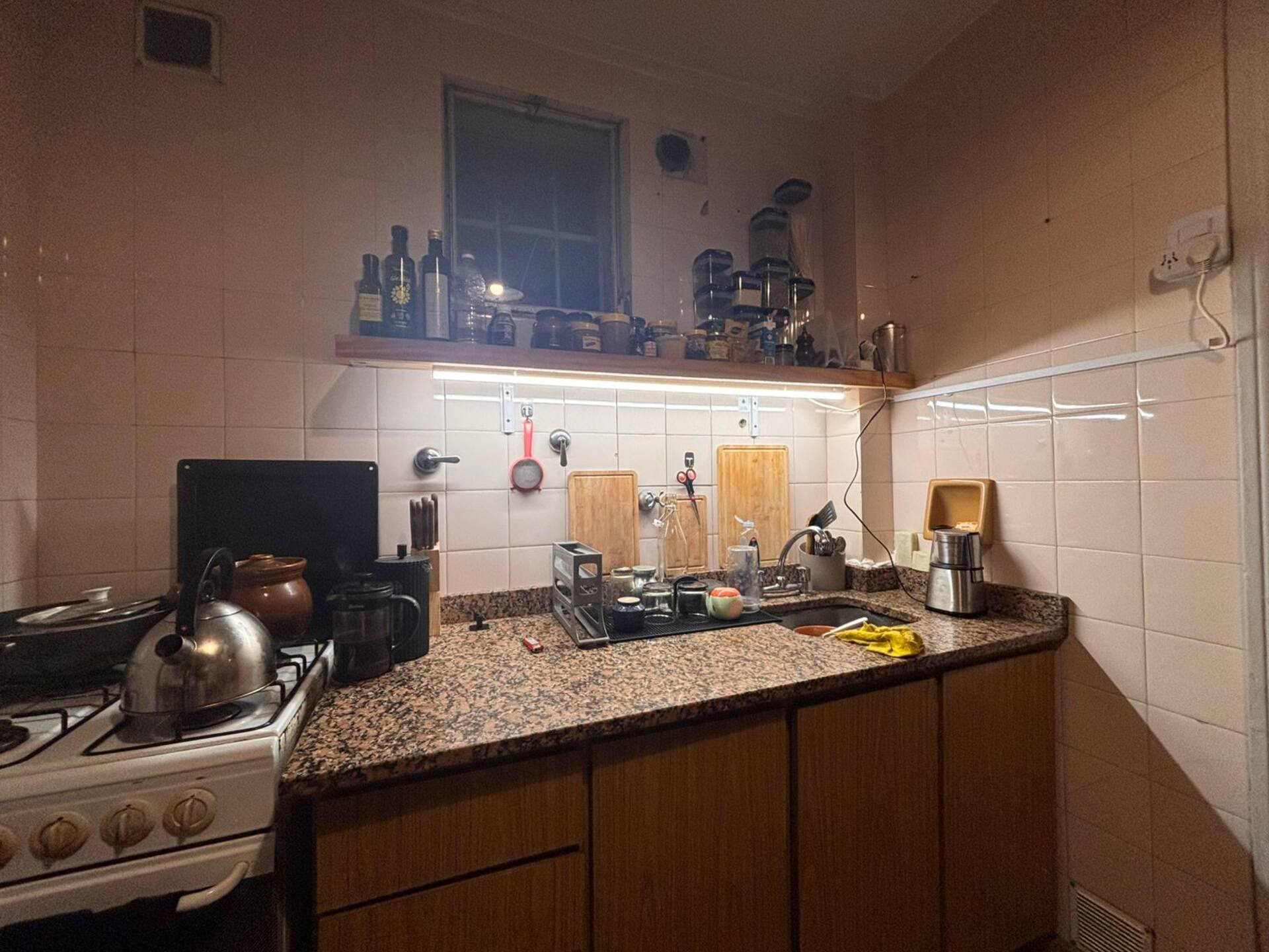 Kitnet em Palermo com terraço em “C4 Studio”