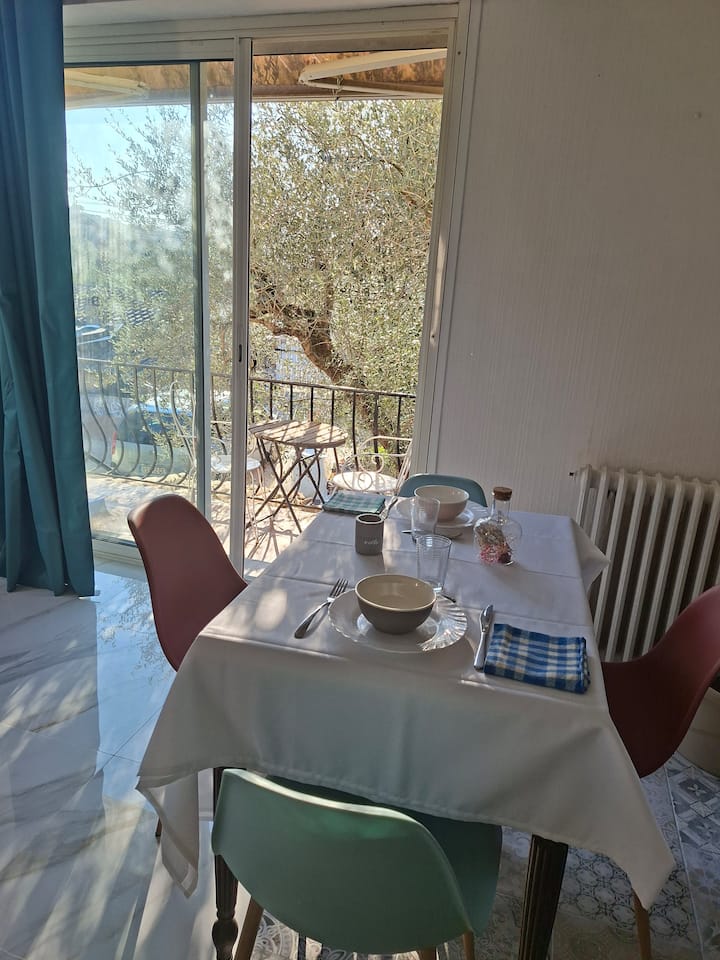 Studio Tout Confort - Grasse