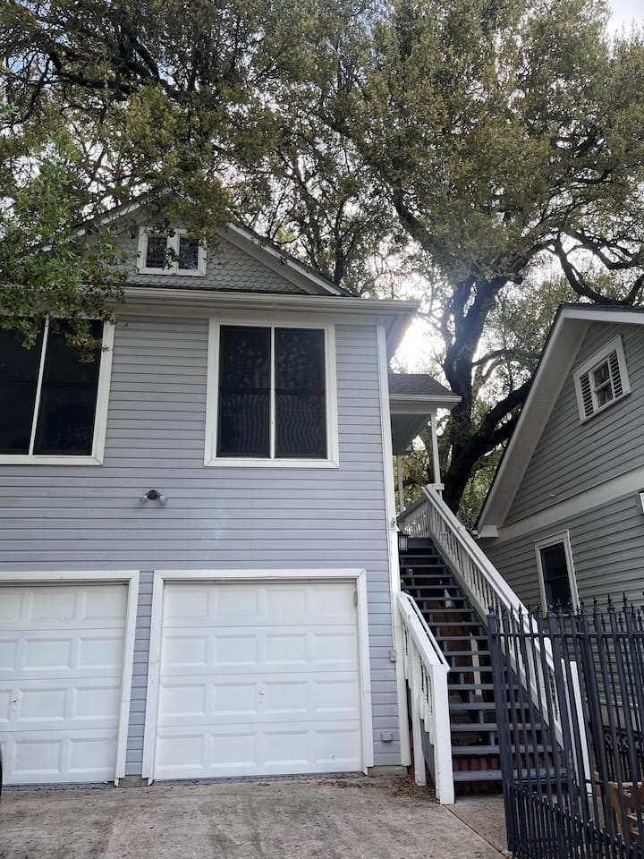 Walk To Coffee, Bars & Trails– Houston Heights Gem - Houston, TX