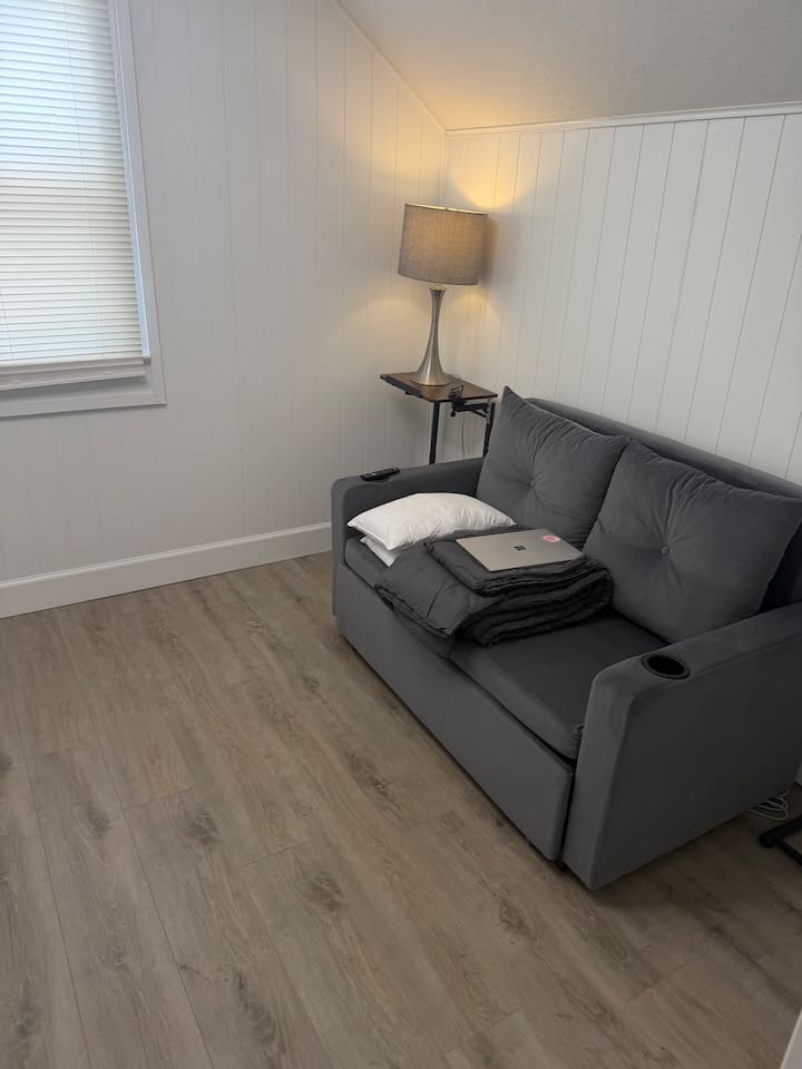 One Bedroom And One Bathroom With A Second Room - Orlando