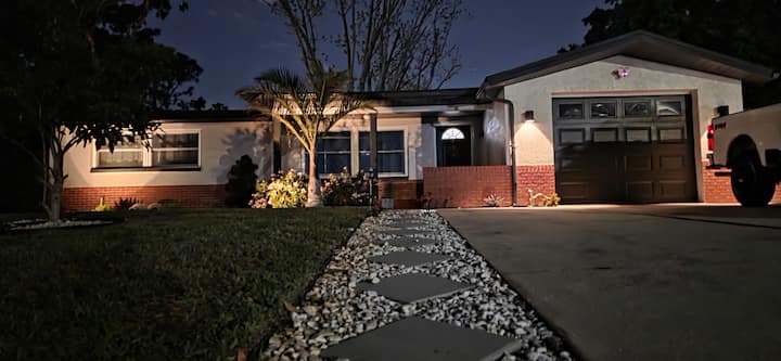 3 Bedroom 2.5 Bathroom - New Port Richey