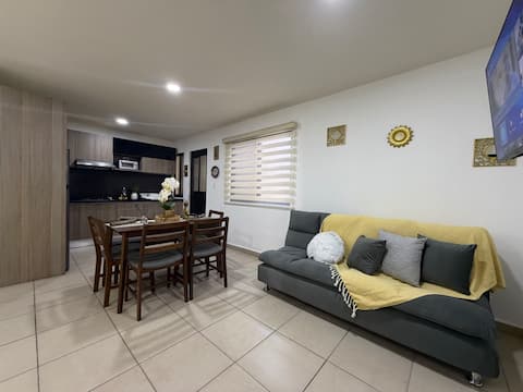 Popular Airbnb listing: Depa Yolanda | Ideal for large groups | PB in Santiago De Querétaro