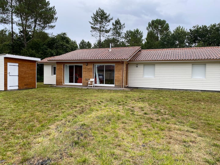 Maison En Forêt · Piscine Privée · Plage à 20 Min - Soustons