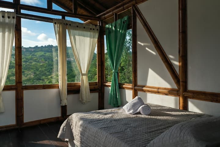 Aventura Montaña Ecolodge Guadua - Vista Montaña - Anapoima