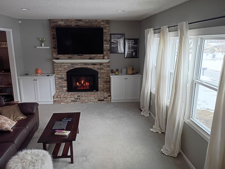 The Inn On Cottonwood. Home With Many Amenities. - Wayzata, MN