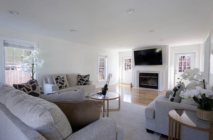 Charming Home For A Perfect Escape - East Hampton, NY