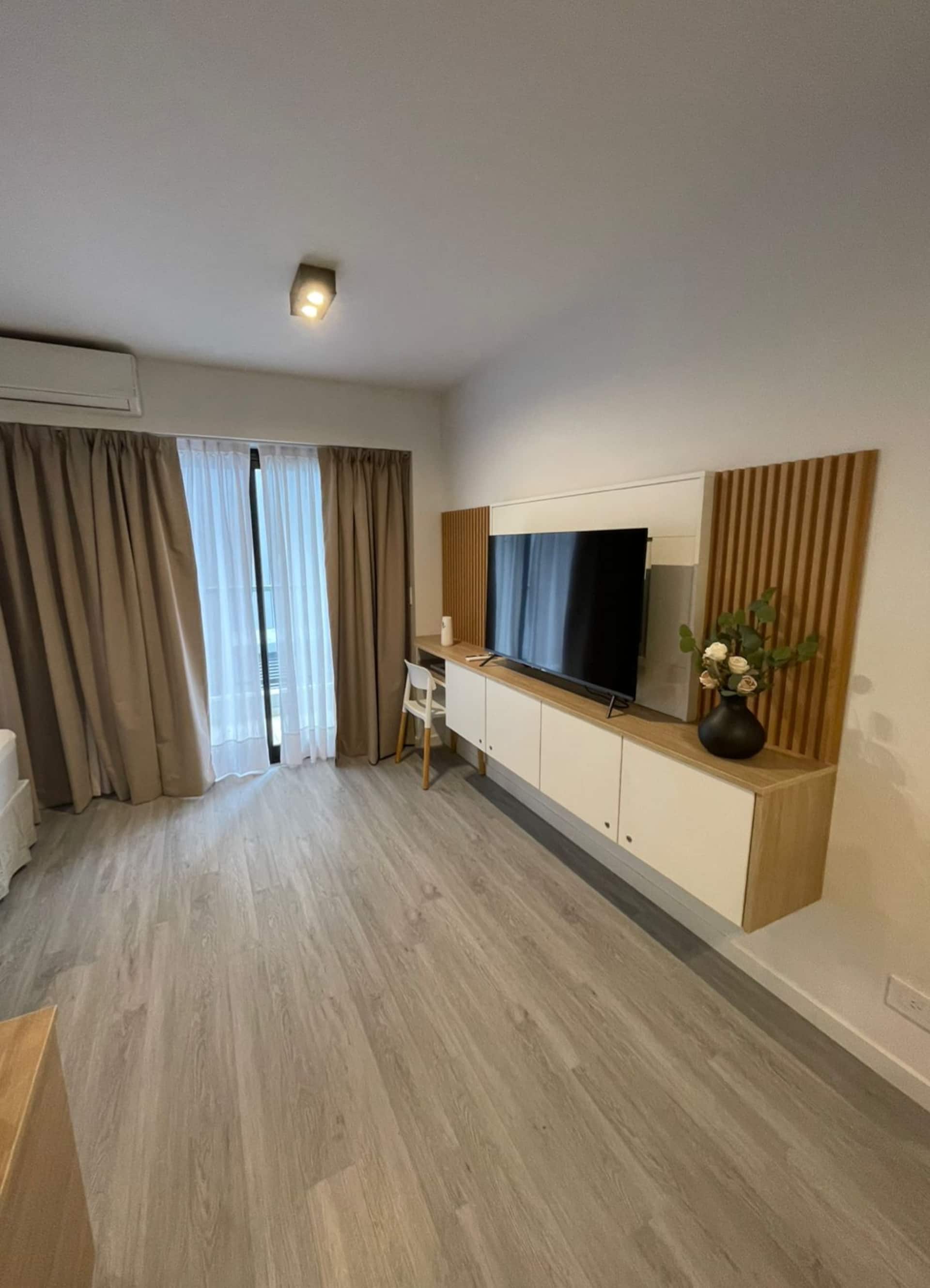 Studio apartment in Balvanera with gym and coworking access