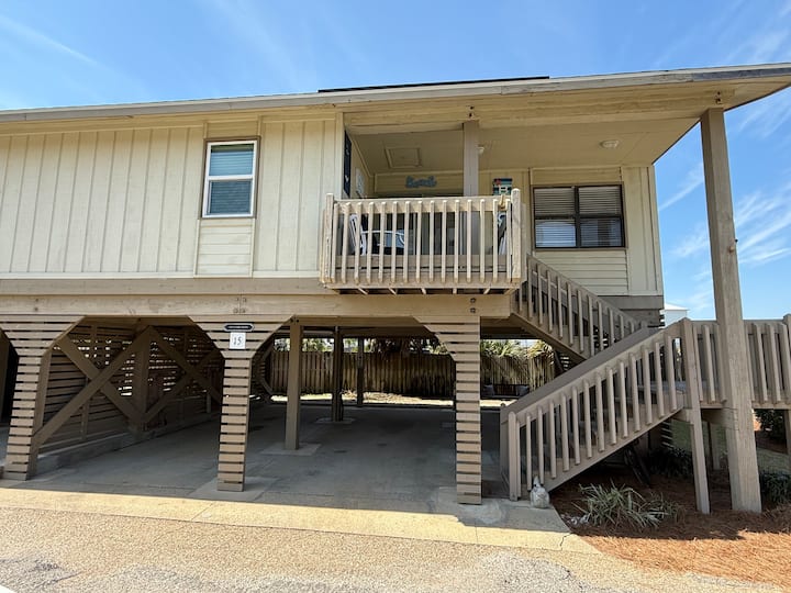 Gulf Coast Cottage Escape - Gulf Shores, AL