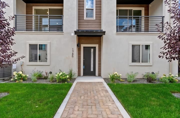 Everything Townhome - Lucky Peak State Park, Boise