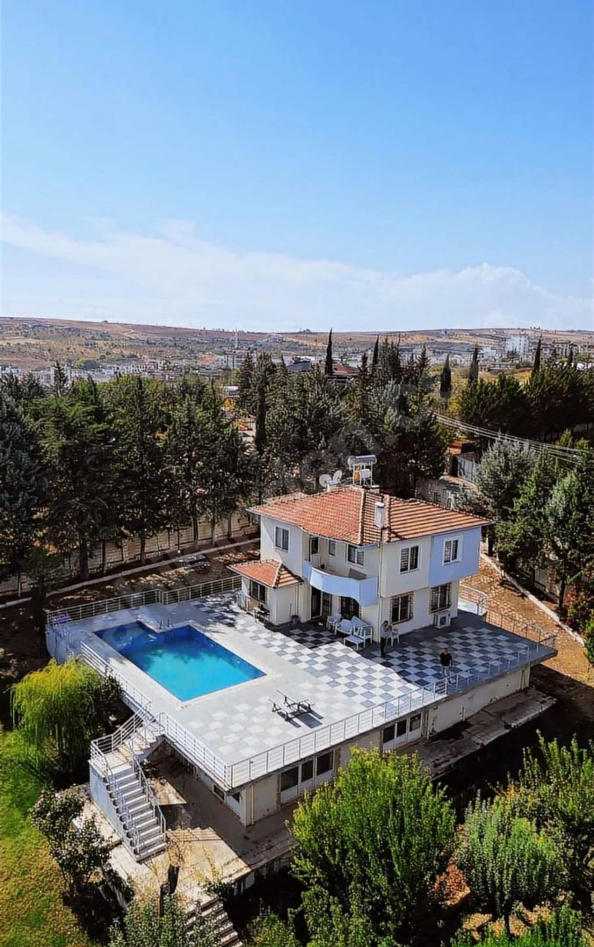 A Unique Villa in the Heart of Nature…