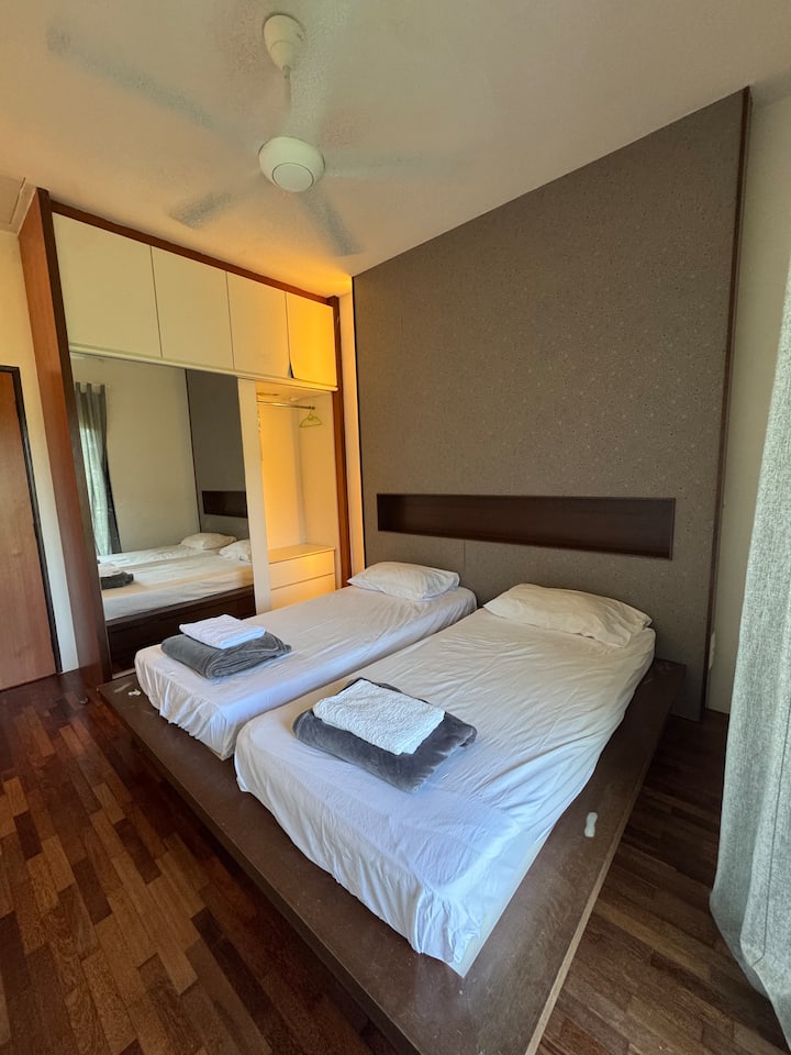 غرفة النوم 2