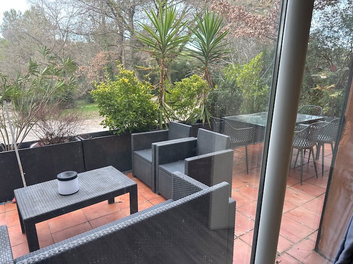Appartement à Mimet Entre Aix, Marseille Et Cassis - Mimet
