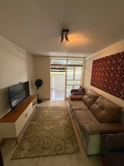 Imóvel de sucesso: Cozy house in downtown em Montes Claros