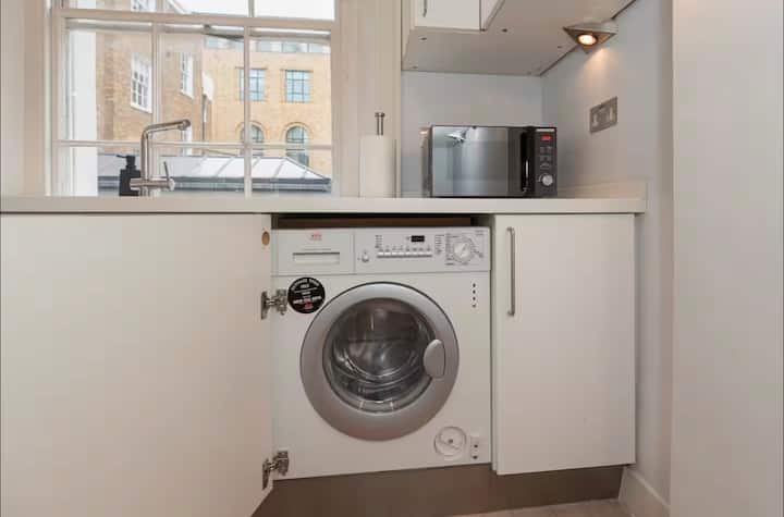 The Apartment, photo 22