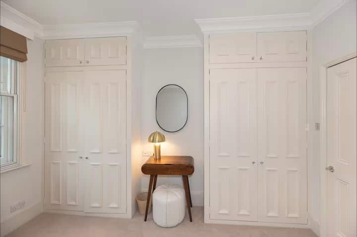 The Apartment, photo 24