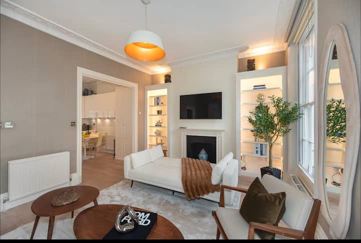 The Apartment, photo 6
