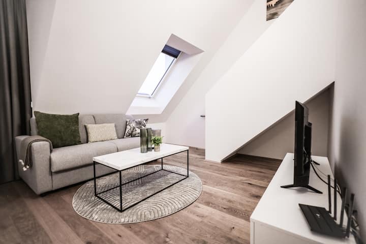 2 Zimmer + Terasse Nähe Vic - Wiedeń