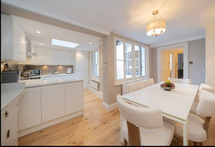 The Maisonette, photo 3