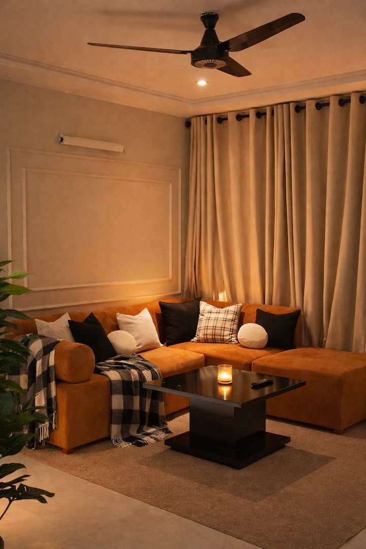 Wavy | Designer 1 Bhk |Self Checkin| Gulberg| Pool - Lahore