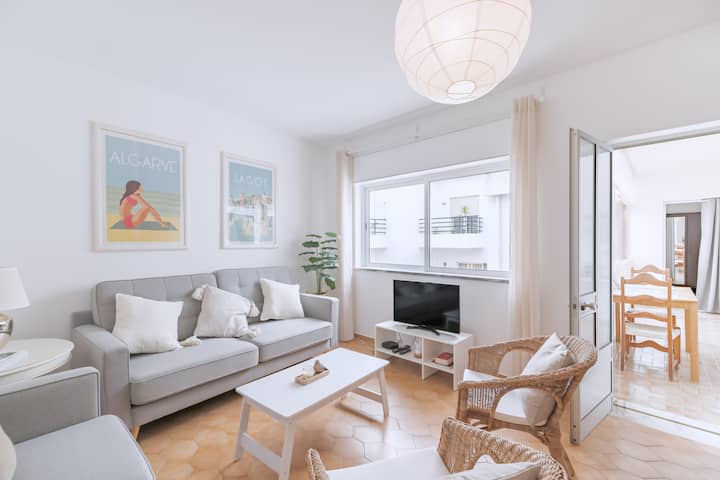 Sunny Downtown Apartment - Lagos, Portogallo