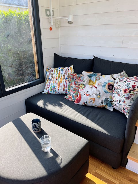 Popular Airbnb listing: Charming tiny home with garden, beach 2 km away in Merville Franceville Plage