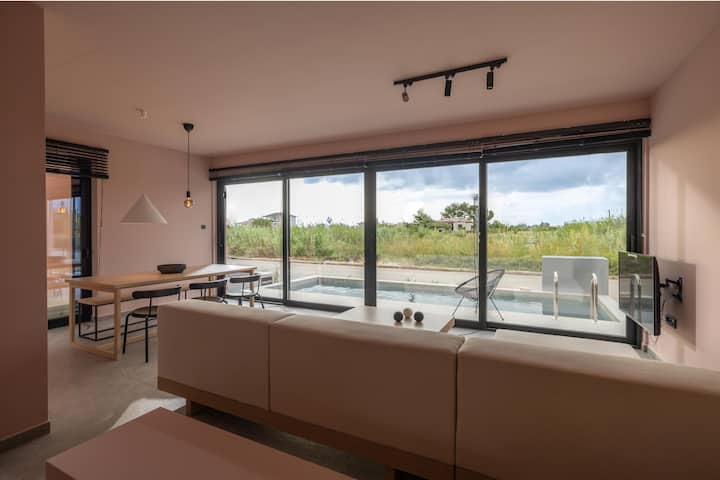 Mocha Villa "Left"- Stay & Ralax With Private Pool - Превеза