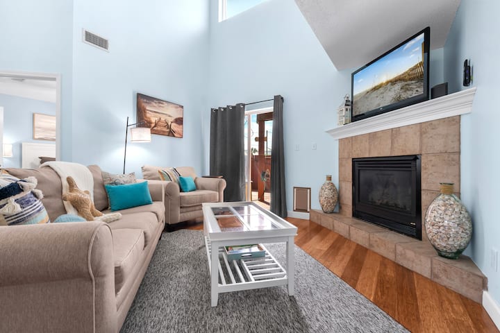 Waterfront Gem W/ Beach Access + Paddle To Harbor - Destin, FL