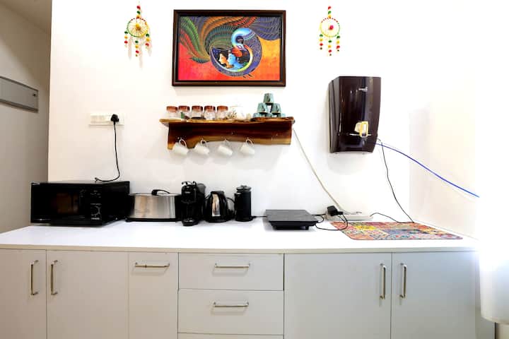 Kitchenette image 1