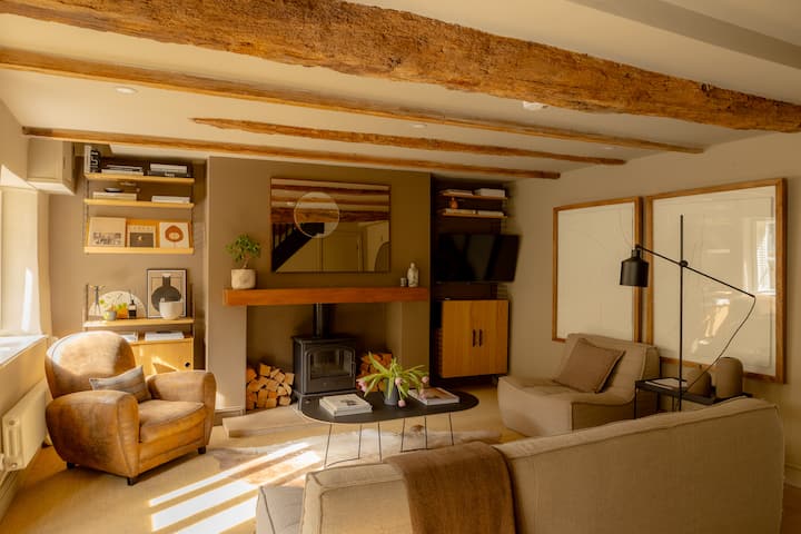 Stylish Historic Cottage In The Centre Of Burford - Cotswold Wildlife Park & Gardens
