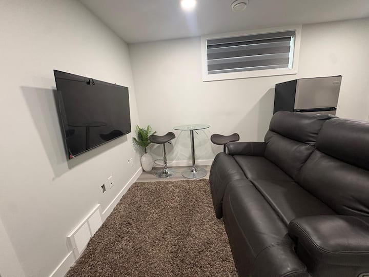 Ajay's Place - Manitoba