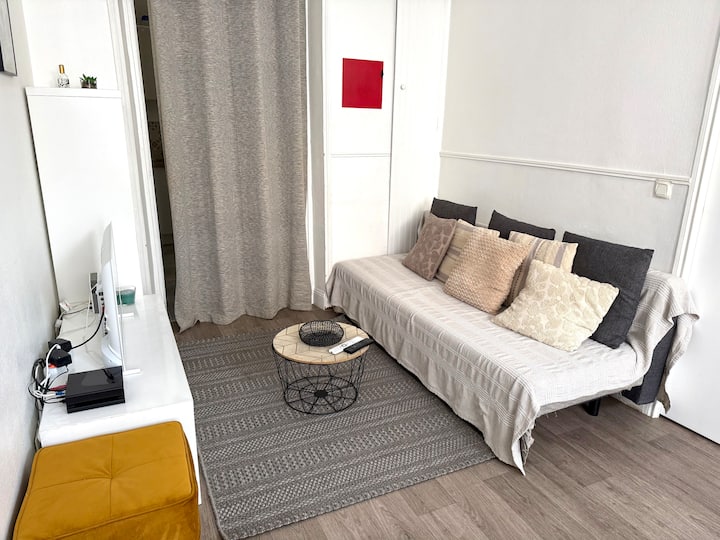 Coin Cosy Dans La Ville Des Sacres - Reims