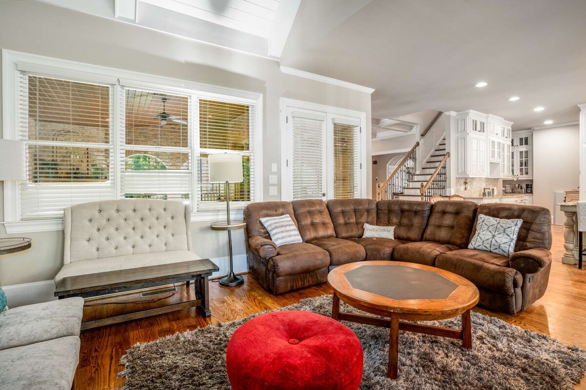 Popular Airbnb listing: The Famous GOAT Mansion - by Buckhead Goats in North Buckhead
