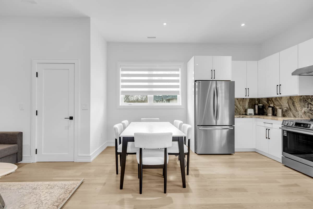 Modern bathroom in a three bedroom Mississauga rental