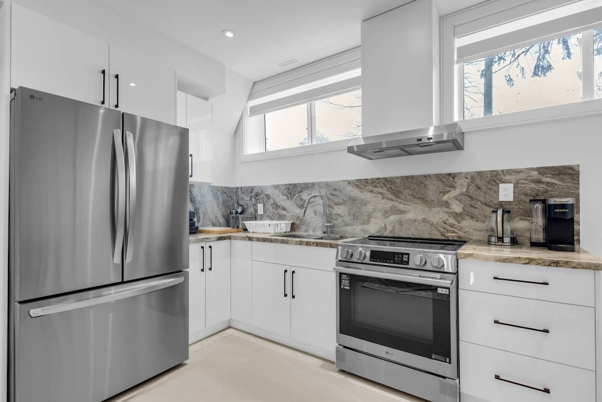 Fully equipped kitchen in a Mississauga two bedroom suite