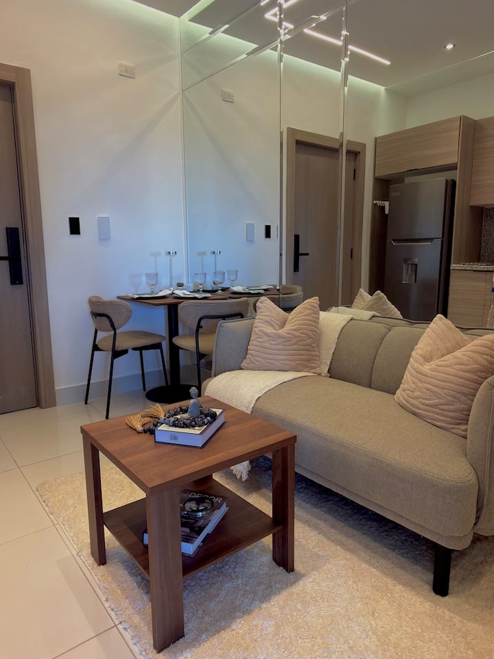 Apt. Estudio Moderno En La Julia, Zona Exclusiva. - Santo Domingo, Dominican Republic